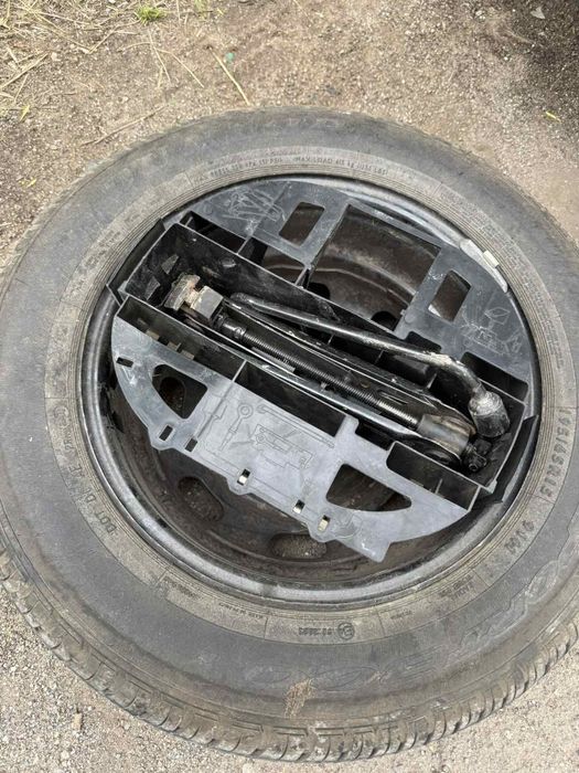 Продавам части за пежо  307