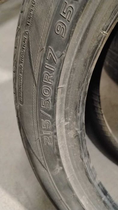 Продам шины 215х50R17