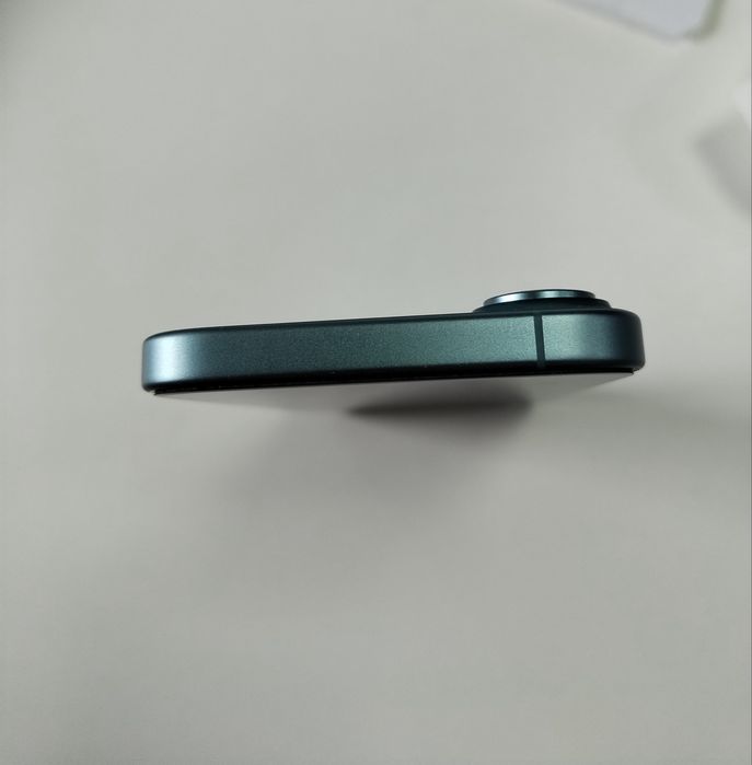 iphone 16 / 256 gb