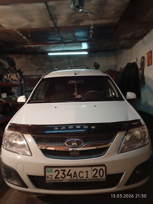 Продам машину Largus