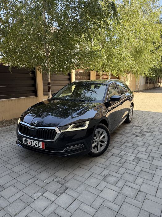 SKODA Octavia 2022 — imagine 3