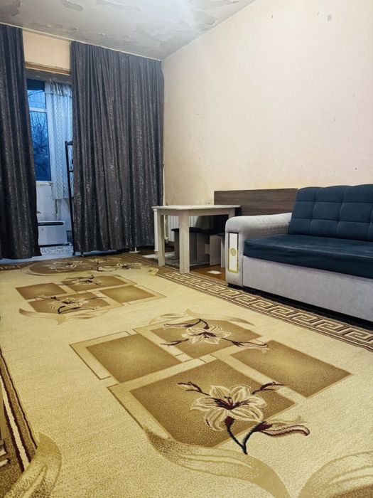 Чилонзор 10-кв,  1/4/4 балкон 1.5х3, с мебелью и техникой