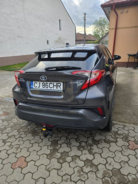 Toyota chr hybrid