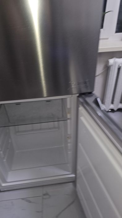 Холодильник Midea