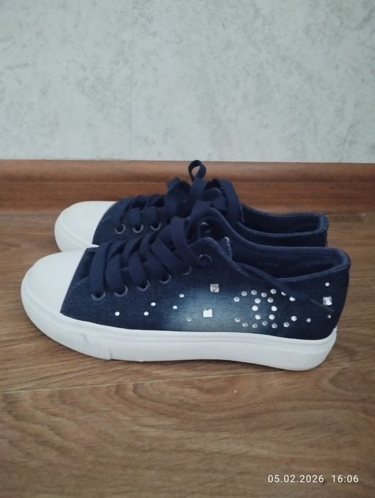 Продам по 1000 тг