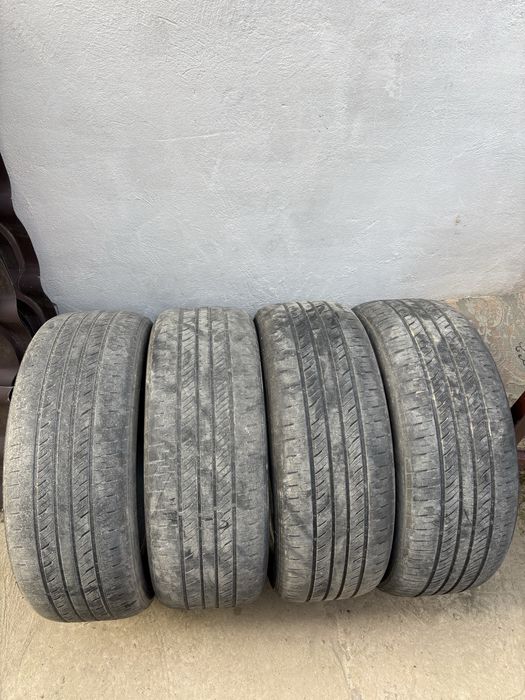 Продается шины 215/55/17