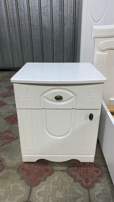 Спальный гарнитур+доставка