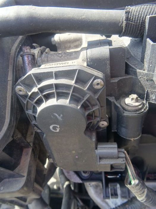 Vand Clapeta de Acceleratie Dacia Sandero 2 1.2 Benzina Euro5 din 2012 cod: 8200284968