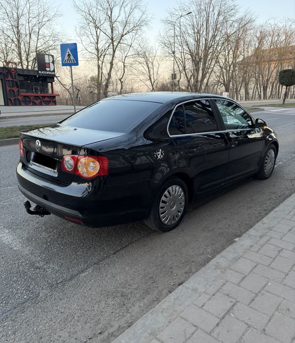 Vând Volkswagen Jetta an 2009, 1.9 TDI, 105CP, inmatriculat RO