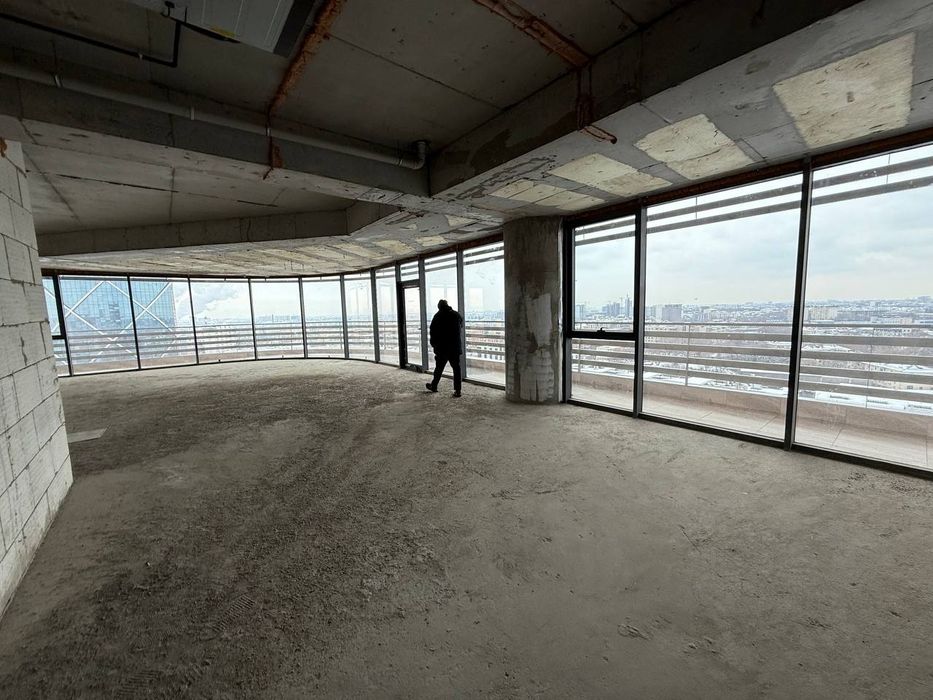 Сдаётся в аренду помещение тип Open-space 155м² есть подземный паркинг