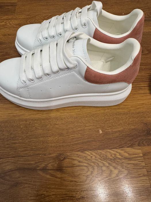 Adidasi Alexander McQueen dama