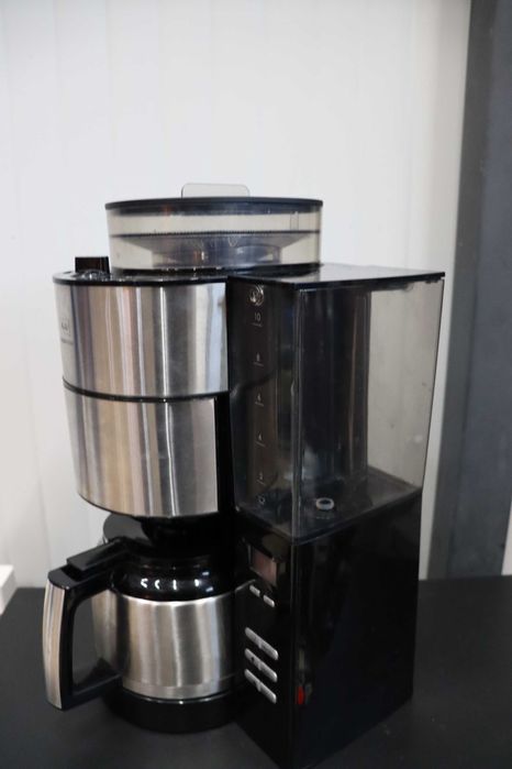 Шварц кафемашина Melitta Aromafresh 1021-01, вградена мелачка, 10 чаши