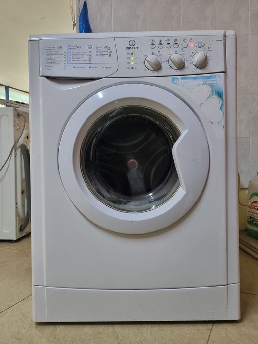 Стиральная машина Indesit 5kg