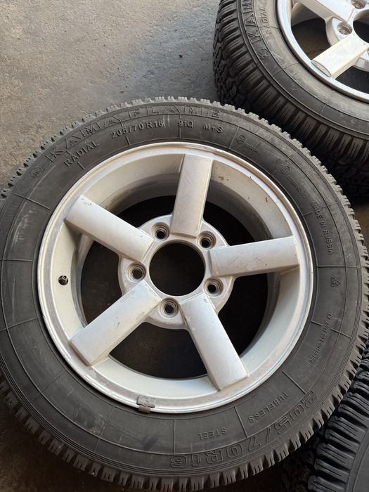 Диски R16 на ниву