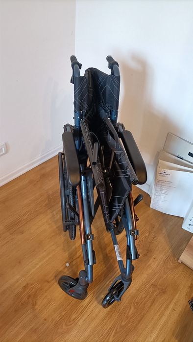 Scaun transport pacienti