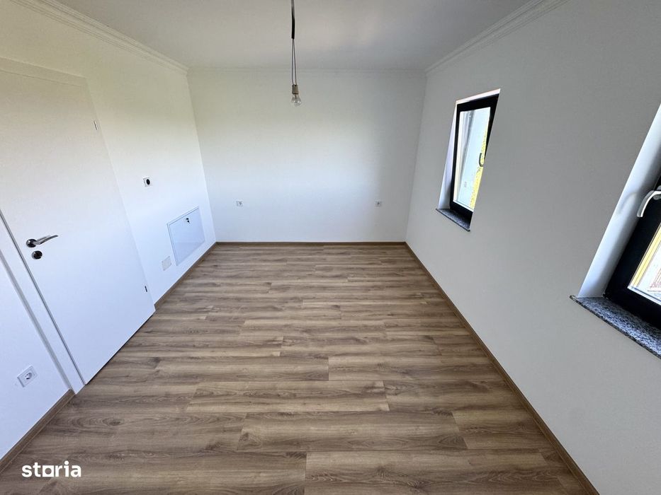 GAZON! GRATAR ZIDIT! CANALIZ! Casa 4 camere, Bucium-Barnova