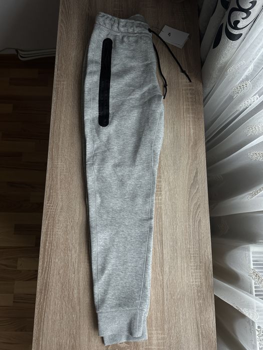 Nike tech gri full