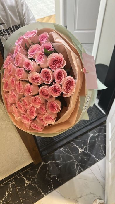 свежые цветы розы розовые