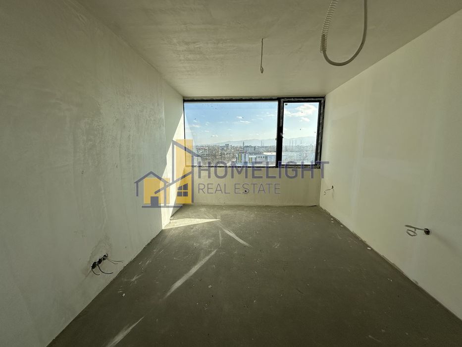 Продава се Тристаен апартамент в София, Дружба 1 - 118 кв.м за 1351 €/кв.м - Снимка #1