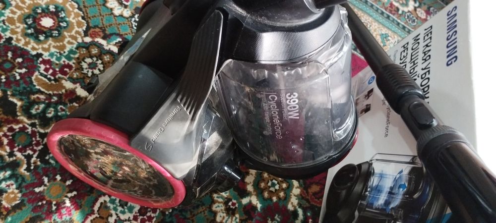Samsung  пилесос с контейнером для сбора пыли