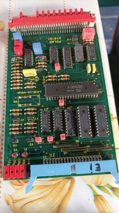 Carduri electronice ghilotina Polar. Executam și reparatii !