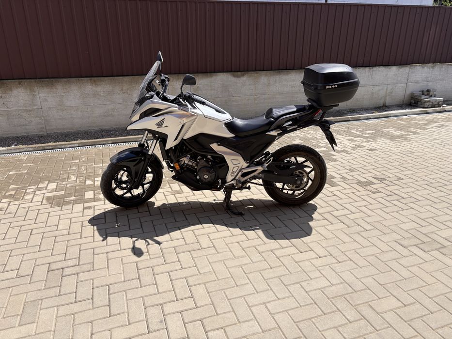 Honda NC750x 2021