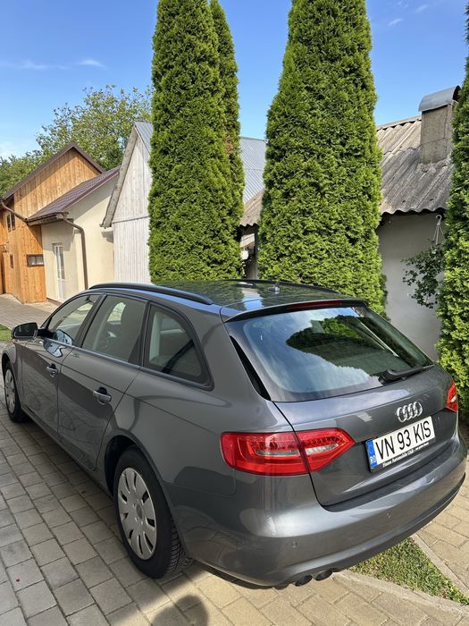 VÂND AUDI A4 B8 FACELIFT 2013 – 2.0 TDI 142 CP – AUTOMAT - 320.000 KM