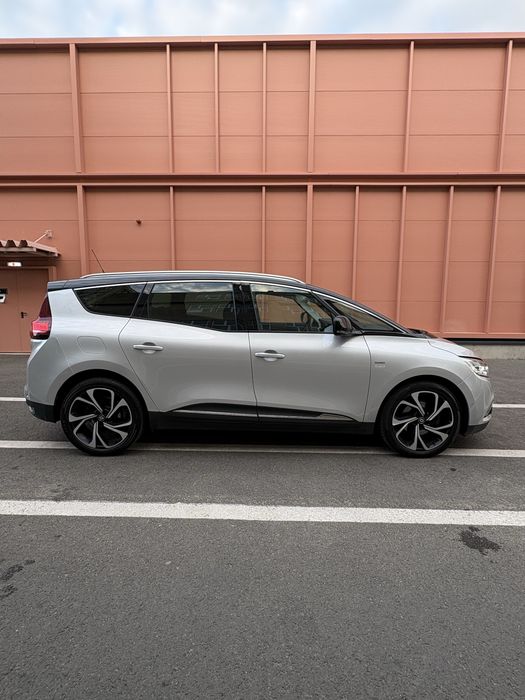 Renault  Grand Scenic Bose Edition