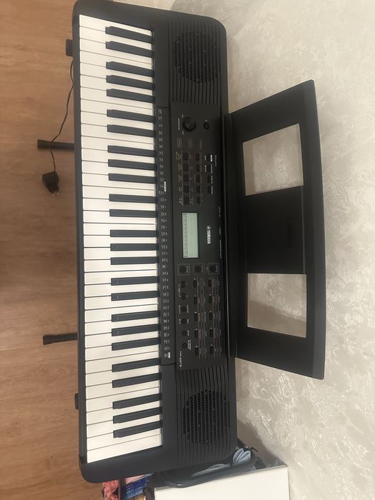 Синтезатор YAMAHA