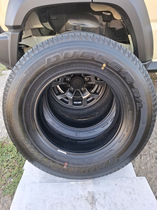 Шины  Bridgestone 195/80 R15 Сузуки Джимни