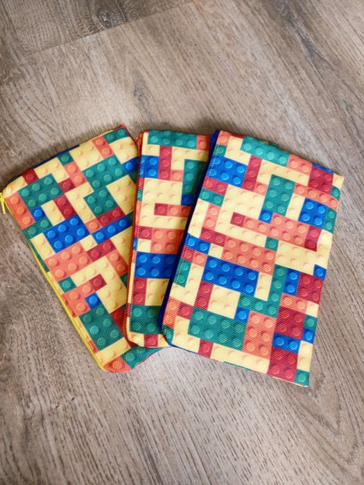 Текстилни несесери