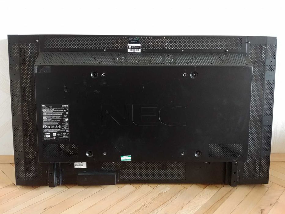 Nec P461 професионален монитор / телевизор 46"  Full HD 24/7