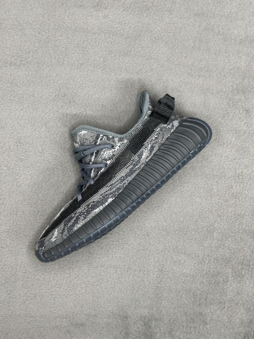 Yeezy 350 Dark Salt (PREMIUM)