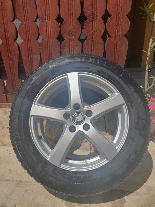 Set Jante Originalepe  17″ + Anvelope Iarnă 215/65R17 DOT 2018 (2000 lei)