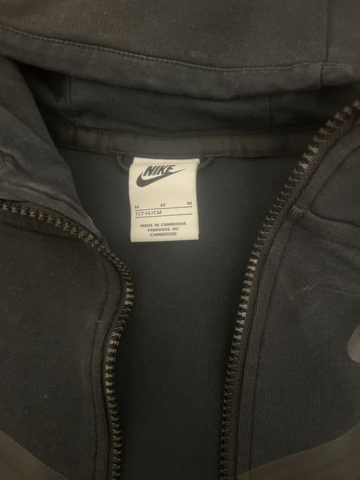 nike tech fleece negru