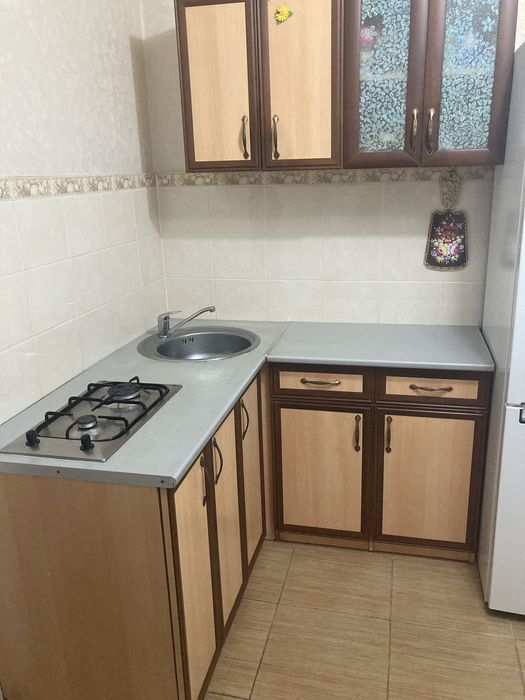 Продам Кухонный гарнитур б/у