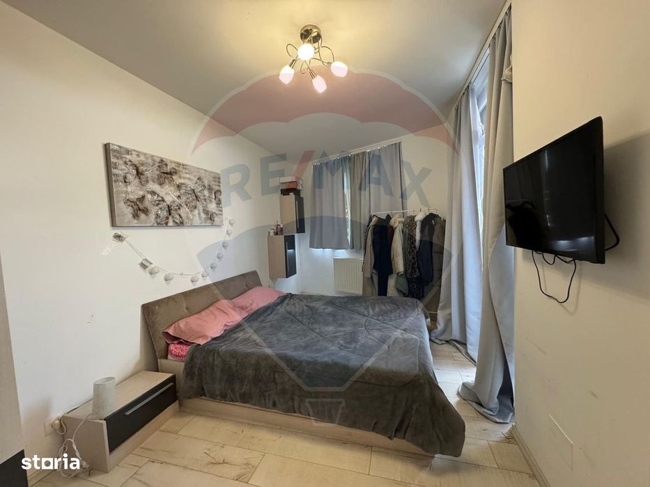 Apartament cu 3 camere la ARED( cu loc de parcare)