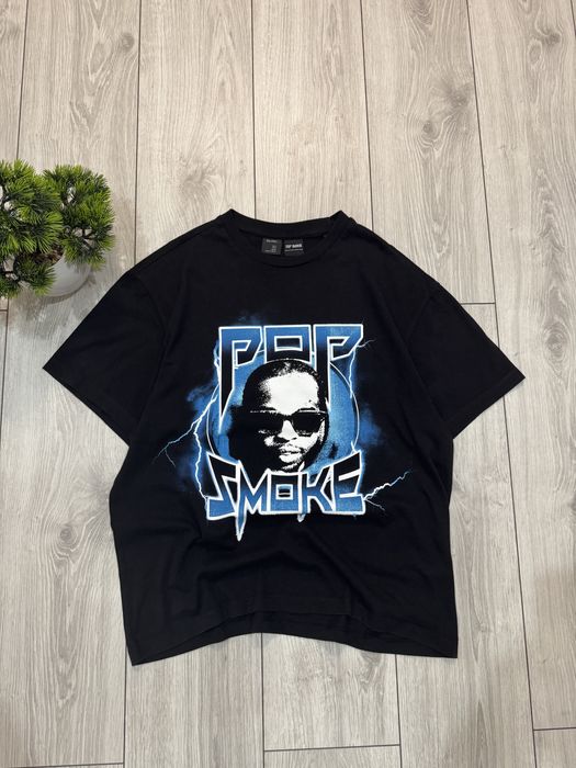 Tricou crop cu imprimeu Pop Smoke Bershka  – mărimea S