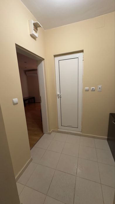 Дава се под наем Двустаен апартамент в Пловдив, Изгрев - 60 кв.м за 229.5 € - Снимка #8