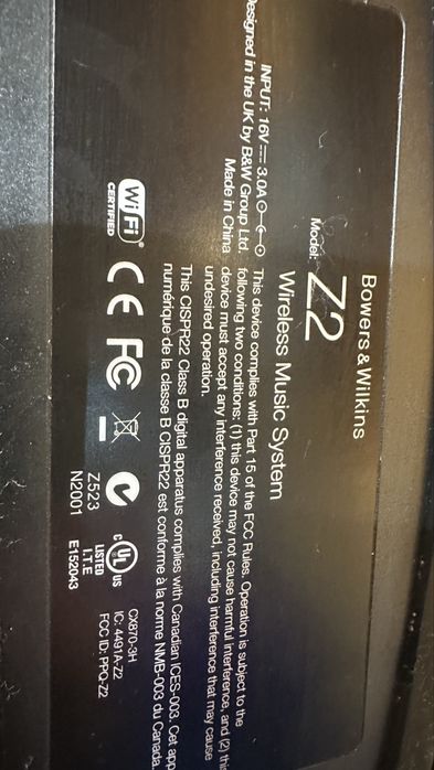 Bowers & Wilkins Zeppelin Mini 2 (Z2) колона + Bluetooth