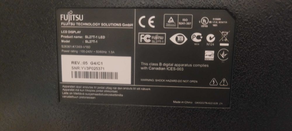 Monitor Fujitsu și Samsung