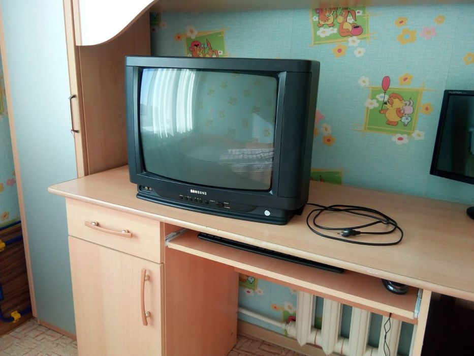 Средний телевизор