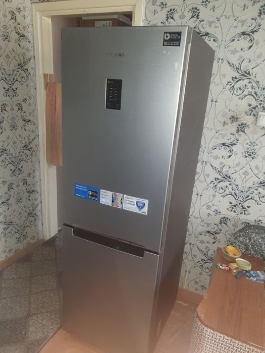 Холодильник samsung