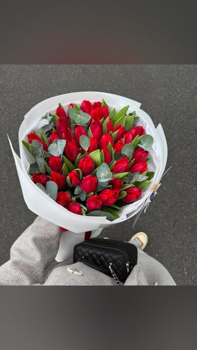 Пионы, тюльпаны, розы большой выбор