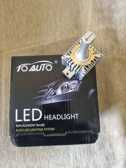 Лед D1S  Led headlight 40000люмен страшно светят