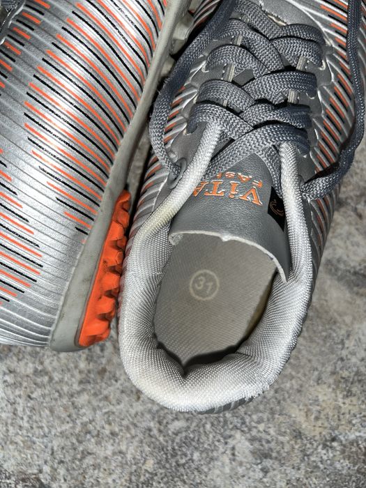 Продам сороконожки для футбола