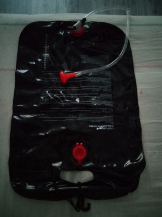 Dus Solar Camping Portabil 20 L cu Furtun si Para Dus