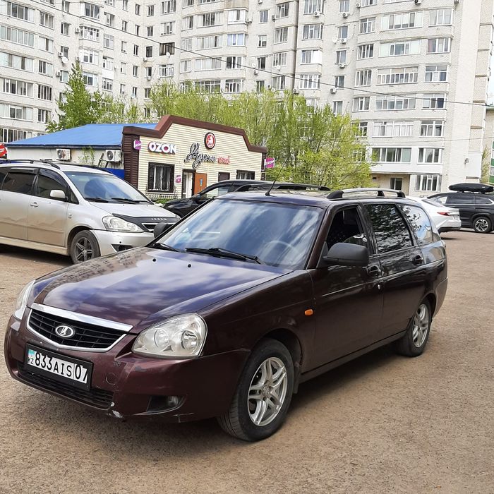 Продам приору 2012года