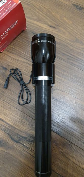 Фонарик  профессиональный.