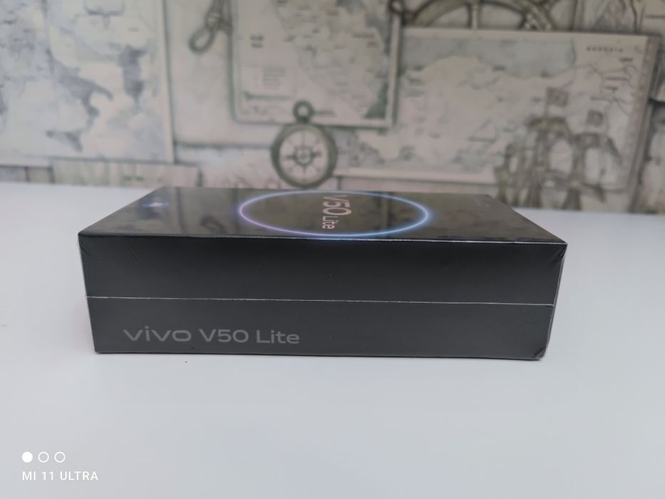 телефон Vivo V50 Lite